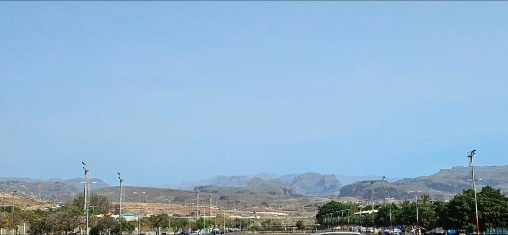 Landscape image of the mountains of Mas Palomas.